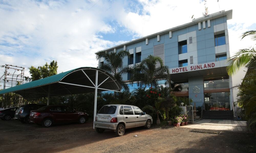 Hotel Sunland — hotel in Baramati