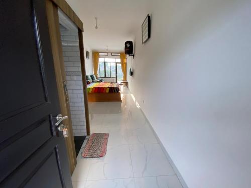 Kamar no 5 — Unknown City — photo 5