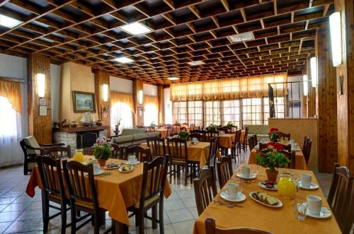 Izela Hotel — Volos — photo 4