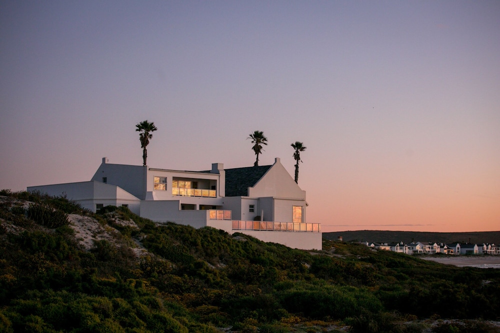 Zeezicht Apartments — 4-Star Luxury Hotel in Shelley Point, South Africa