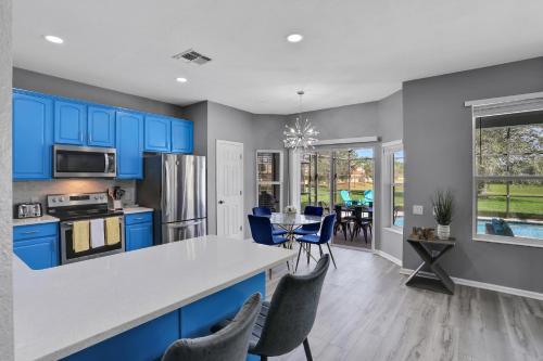 Themed Luxury 6BR Getaway with Resort Amenities - photo 41
