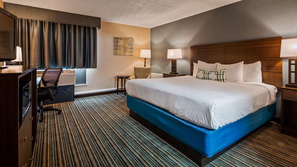 Best Western Woodhaven Inn - photo 13