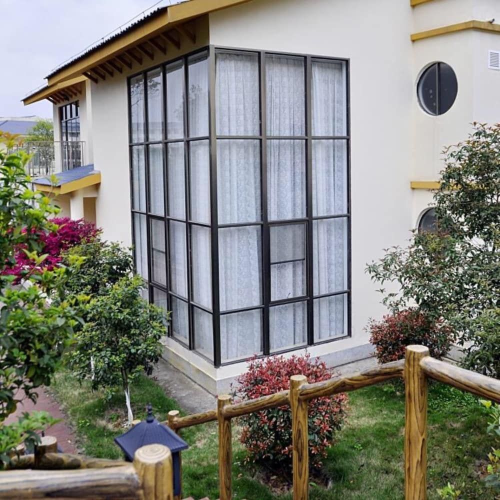 Palace International Hot Spring Hotel in Shaoguan, People's Republic of China