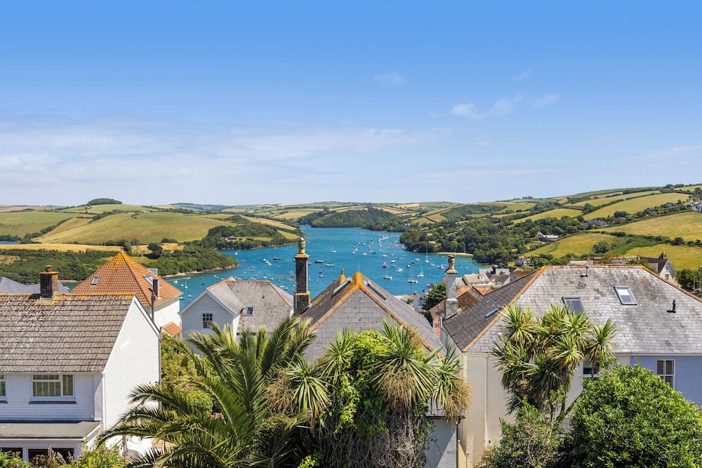 Firm Anchor in Salcombe, United Kingdom