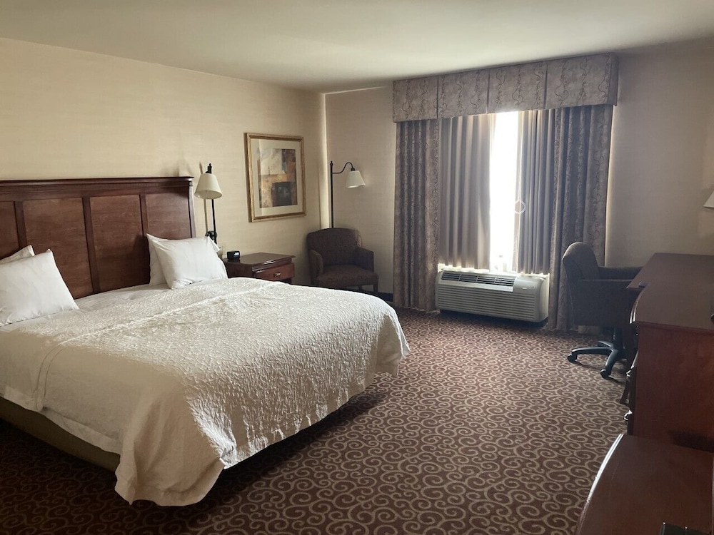 Hampton Inn Rawlins - photo 15