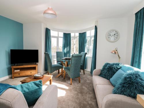 Manor Heath Apartment 3 — Scarborough — photo 3