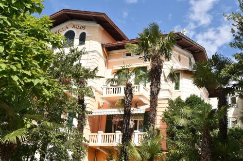 Villa Salus Apartment Maruna — 4-Star Luxury Hotel in Opatija, Croatia