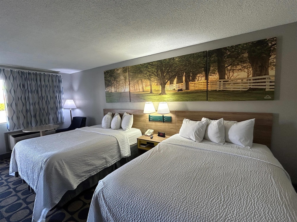 Days Inn by Wyndham Byron - photo 9