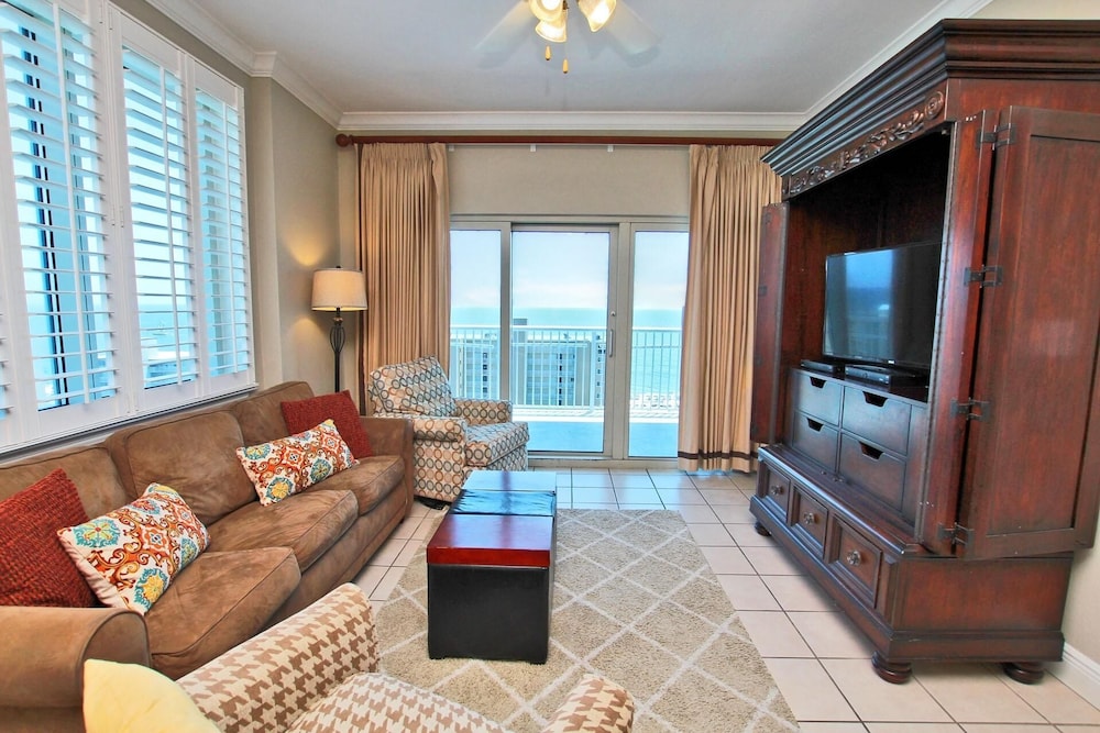 Crystal Tower 1101 - photo 16
