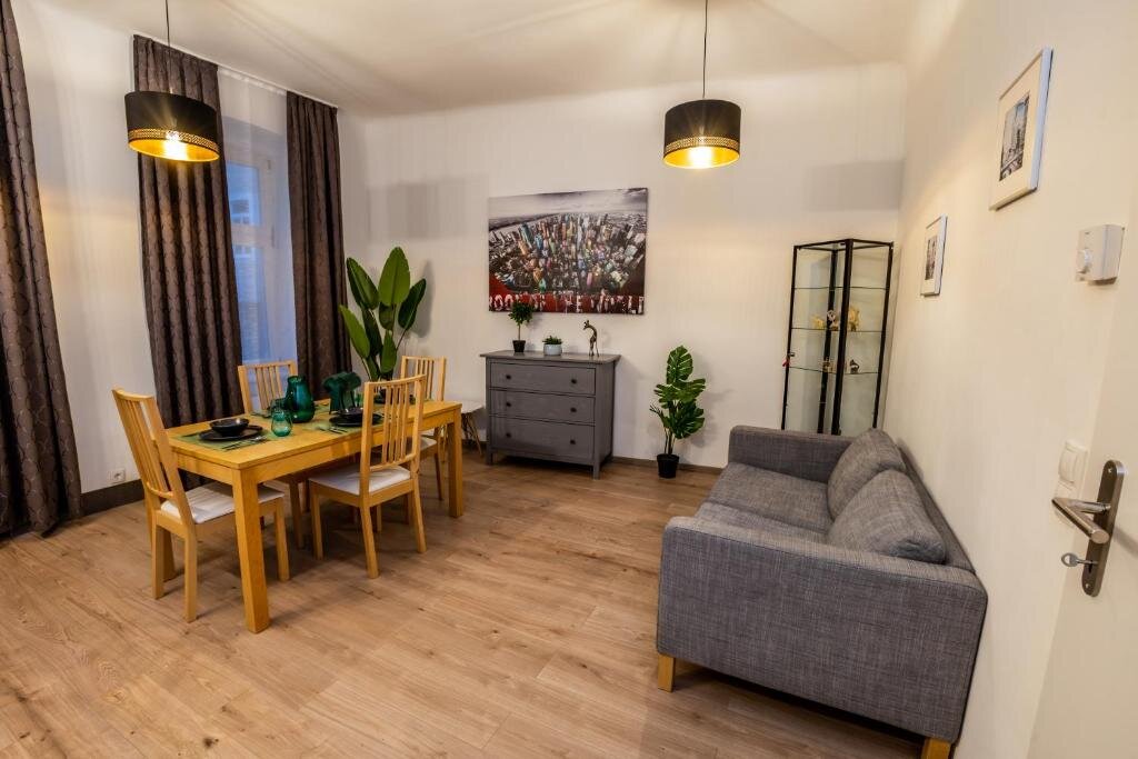 Gesamte Unterkunft für 4 Personen Top 3 — 4-Star Luxury Hotel in Vienna, Austria