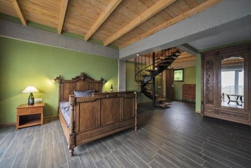 Chateau Mere