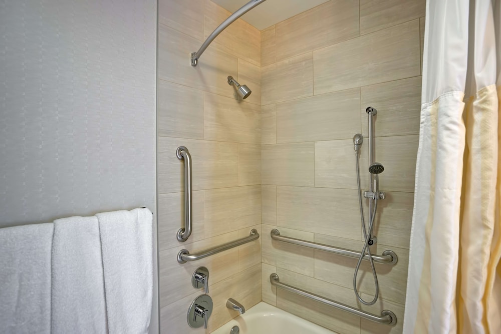 Hilton Garden Inn Chicago Downtown Magnificent Mile - photo 20