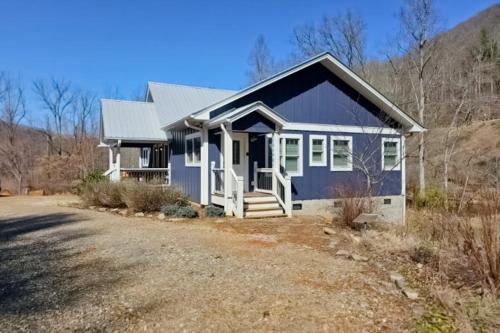 River Retreat - last minute hotel in Franklin