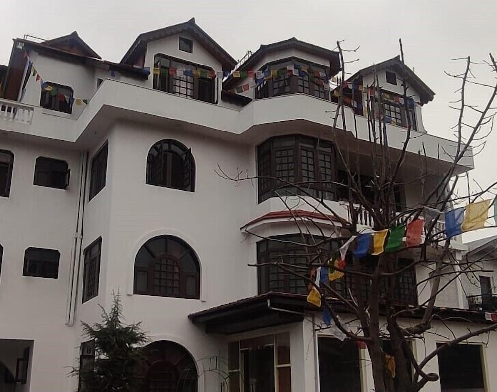 Silver Inn Hotel - last minute hotel in Srinagar