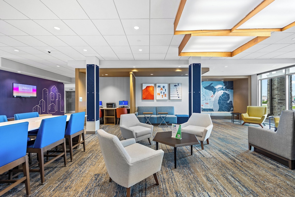 Holiday Inn Express & Suites Marinette by IHG - photo 19