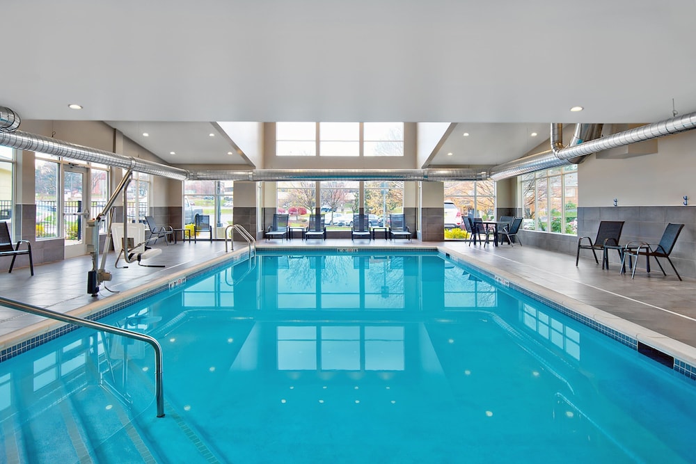 Residence Inn by Marriott Reading - photo 15