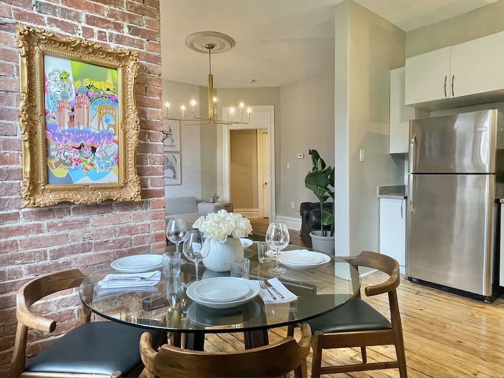 The Warhola Bloomfield - photo 18