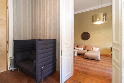 Central Tbilisi Modern 1BR Apt By Wehost