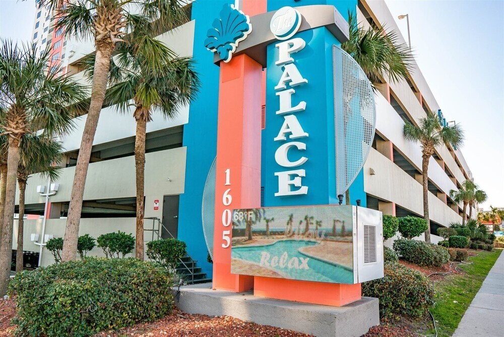 The Palace 1505 - last minute hotel in Myrtle Beach
