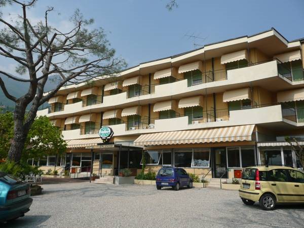 Hotel Splendid — hotel in Toscolano Maderno