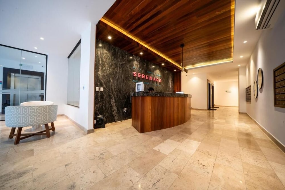 Serenada Apt 413 — 4-Star Luxury Hotel in Playa Del Carmen, Mexico