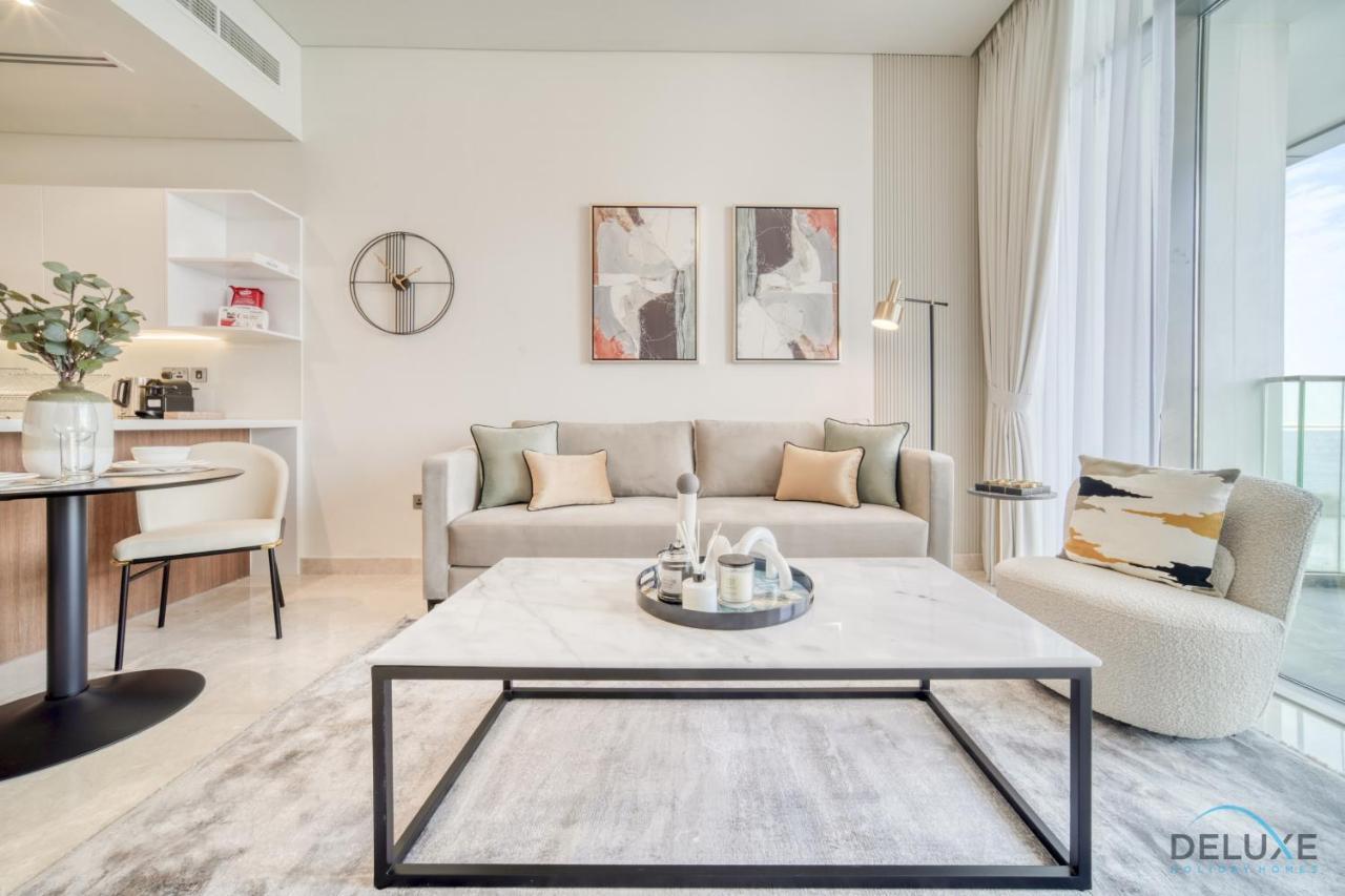 Peaceful 1br at the Anwa by Omniyat Dubai Maritime City by Deluxe Holiday Homes — 4-Star Luxury Hotel in Dubai, United Arab Emirates