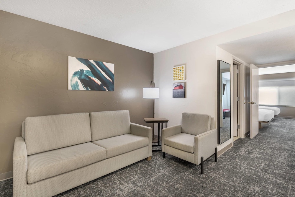 Comfort Inn & Suites Dover - photo 20