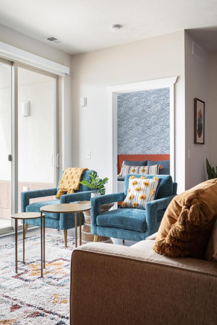 New Happy Trail 2Br Condo Close To Downtown — 4-Star Luxury Hotel in Traverse City, United States