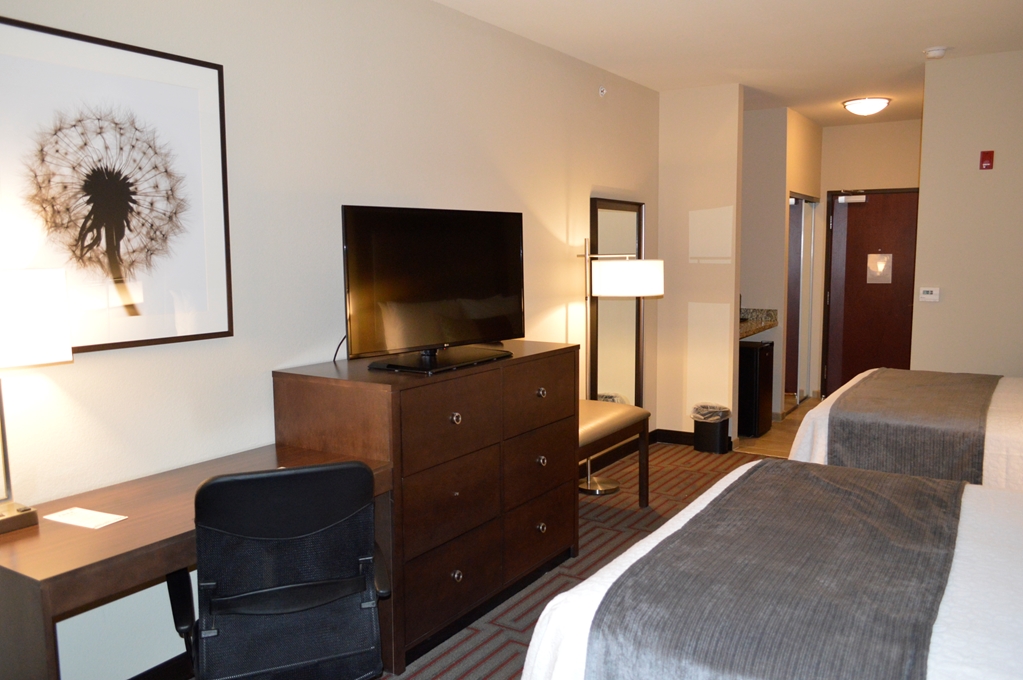 Best Western Plus Stevens County Inn - photo 25
