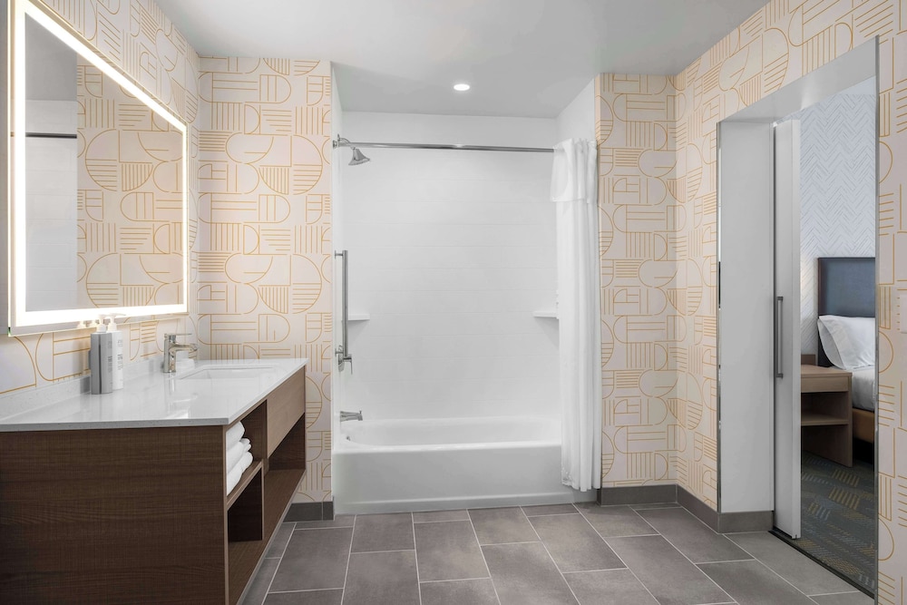 Home2 Suites By Hilton Eureka - photo 23