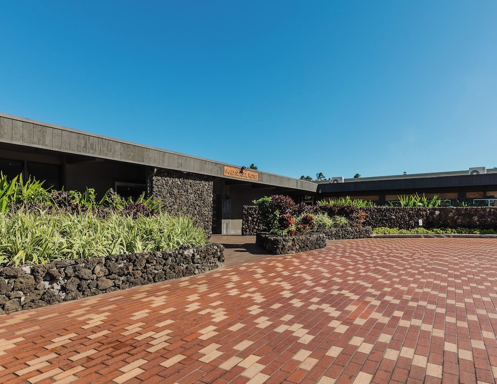 Maui Seaside Hotel - photo 3