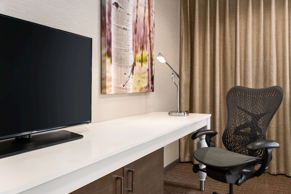 Hilton Garden Inn Flagstaff - photo 18