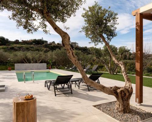 Kallistefanos Villa a Nature Inspired Retreat by Thinkvilla — 4-Star Luxury Hotel in Rethymno, Greece