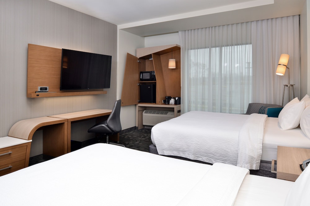 Courtyard by Marriott Charlotte Steele Creek - photo 11