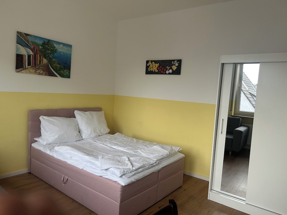 Hotel Ri — Esslingen — photo 2