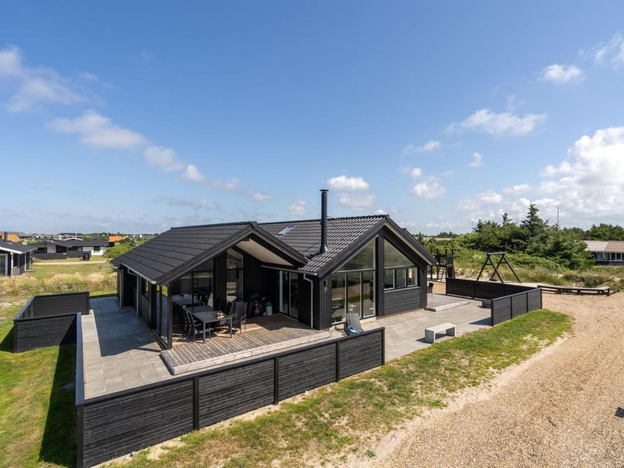 Holiday Home Swante from the sea by Interhome — 4-Star Luxury Hotel in Hvide Sande, Denmark