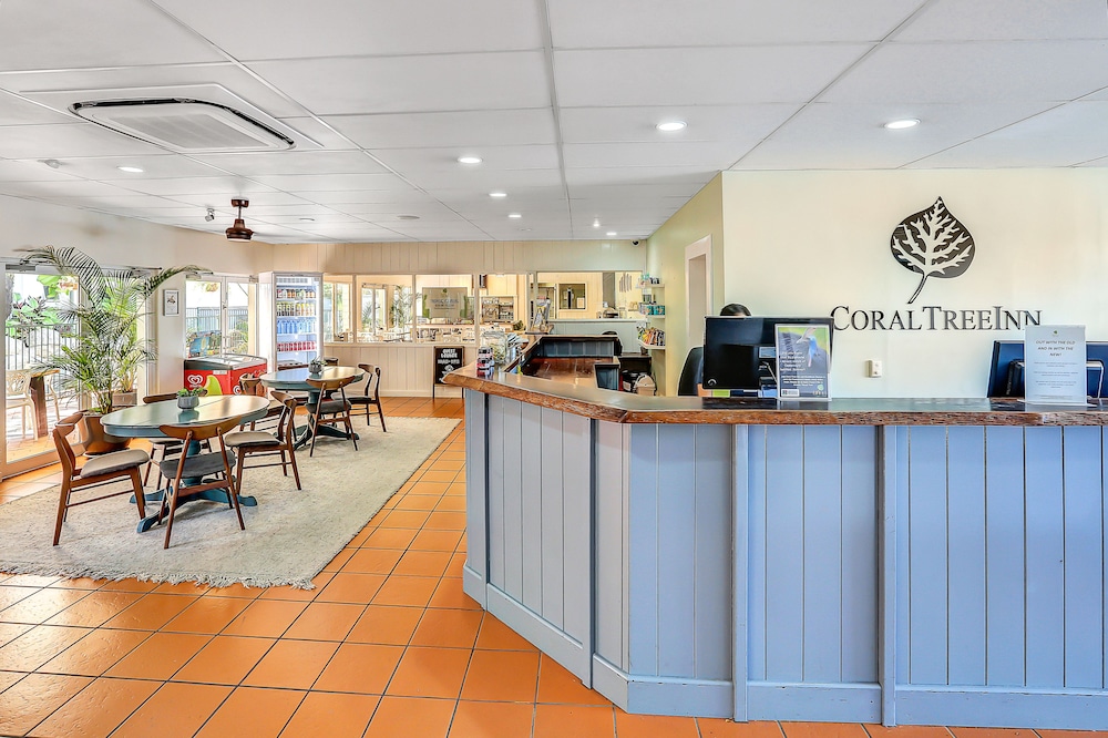 Coral Tree Inn — Cairns — photo 3