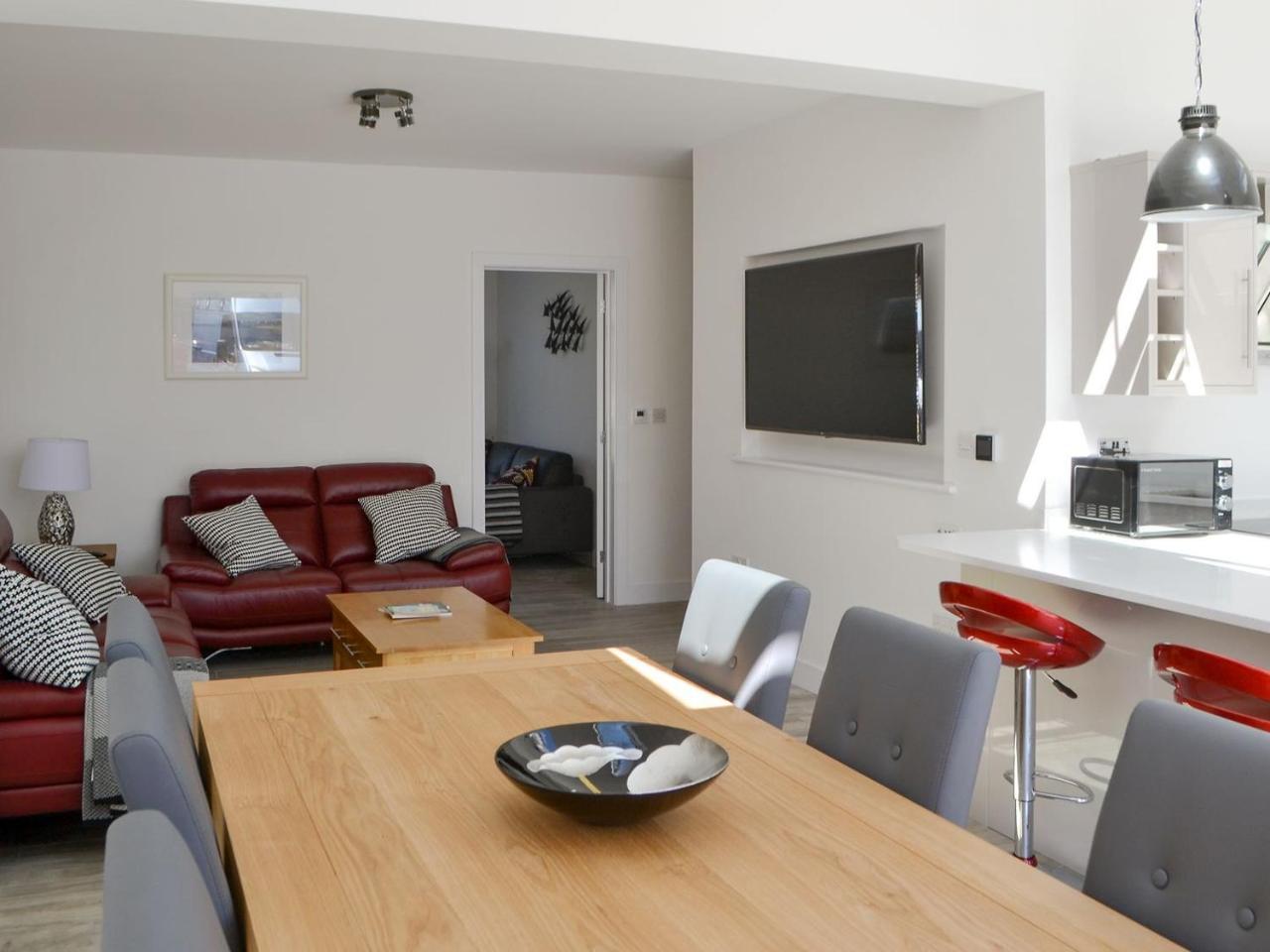 Rok House — 4-Star Luxury Hotel in Amble, United Kingdom