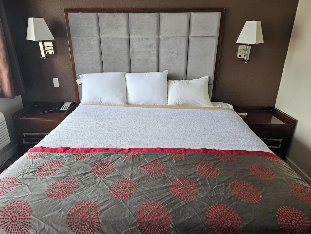 Travel Inn By OYO Omaha - photo 8