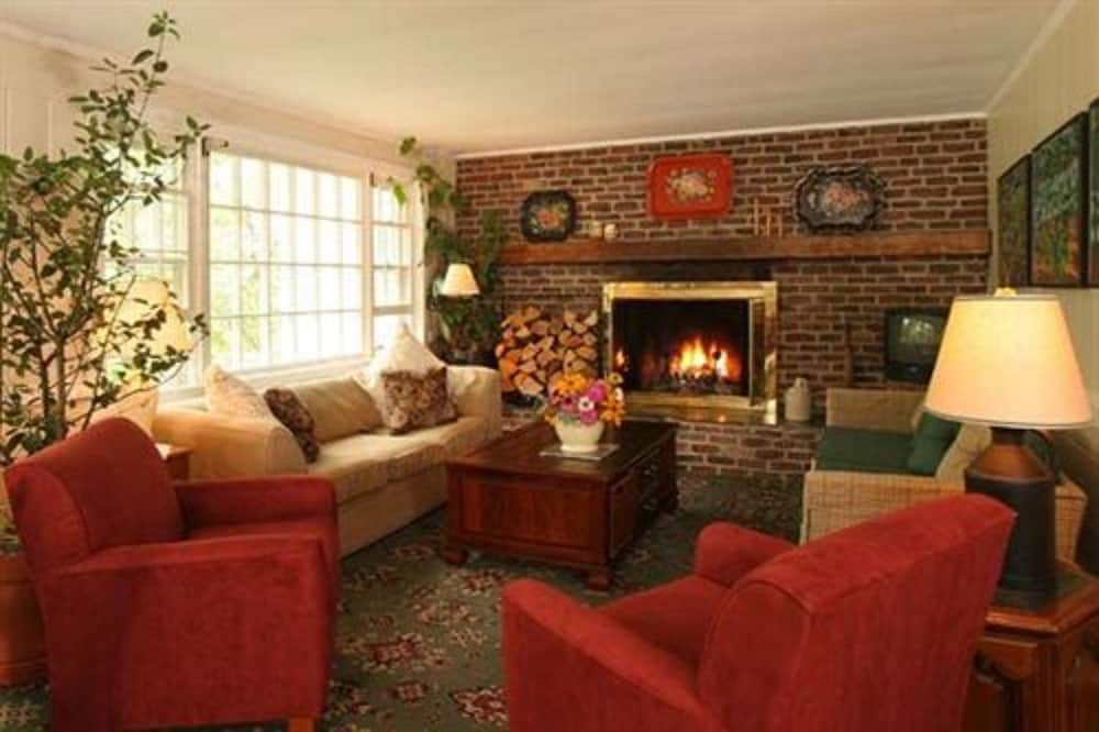 Deerhill Inn - photo 127