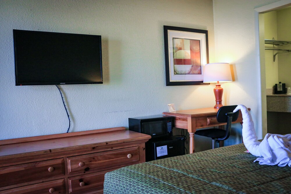 Suite Dreams Hotel - photo 26