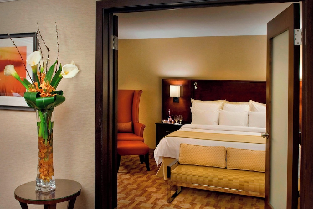 Trumbull Marriott Shelton - photo 14