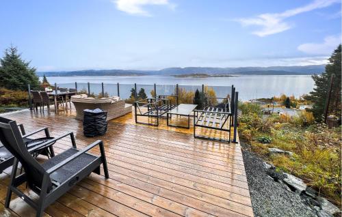 4 Bedroom Gorgeous Home In Bjugn — 4-Star Luxury Hotel in Moen, Norway