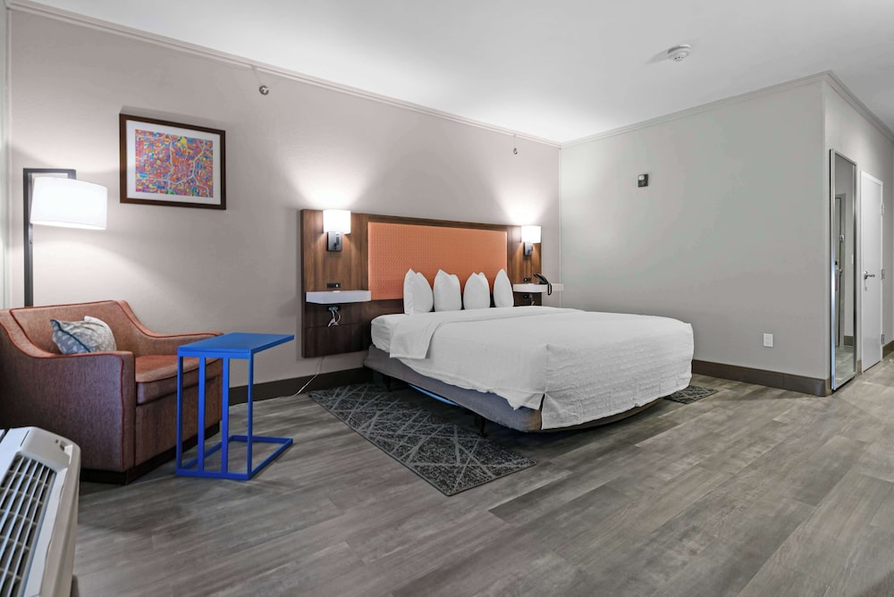 Hampton Inn Seguin - photo 19