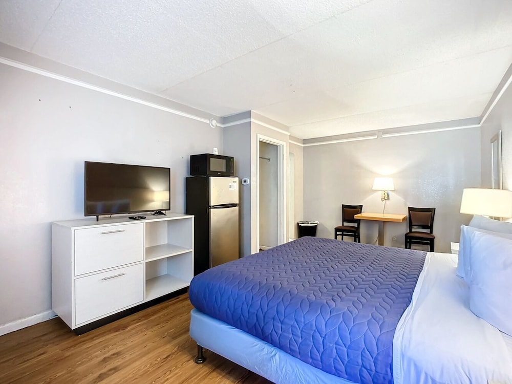 Stayable Suites Jacksonville - photo 40