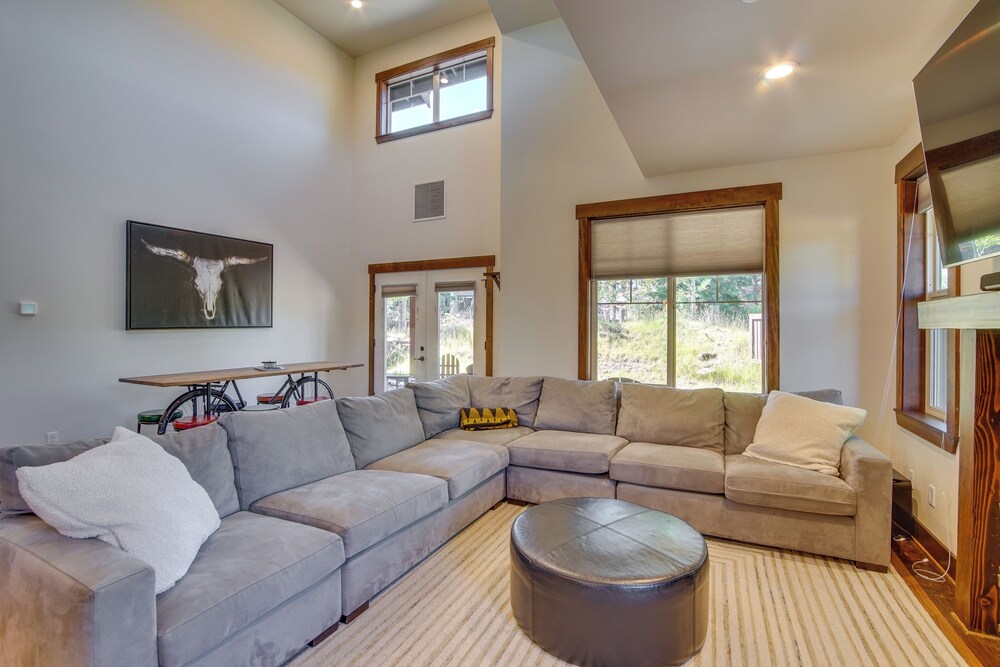Suncadia Resort Townhome with Grill and Fireplace - photo 3