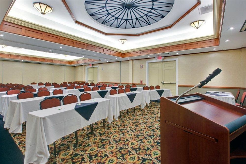Holiday Inn Burlington - photo 12
