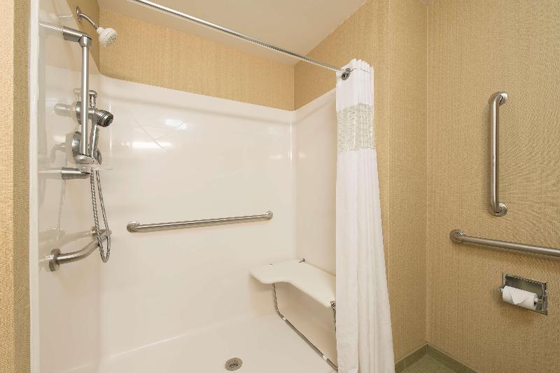 Hampton Inn & Suites Crawfordsville - photo 46
