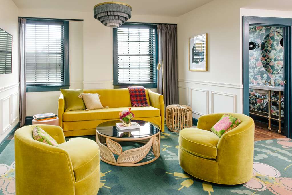 Hotel Clermont - photo 51