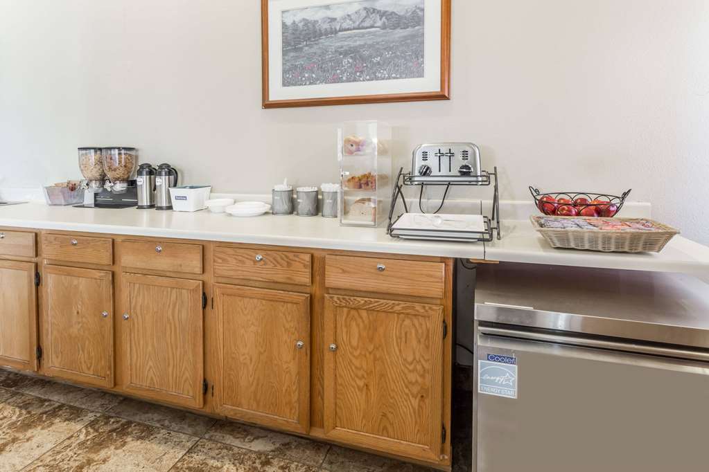 Travelodge by Wyndham Longmont - photo 26
